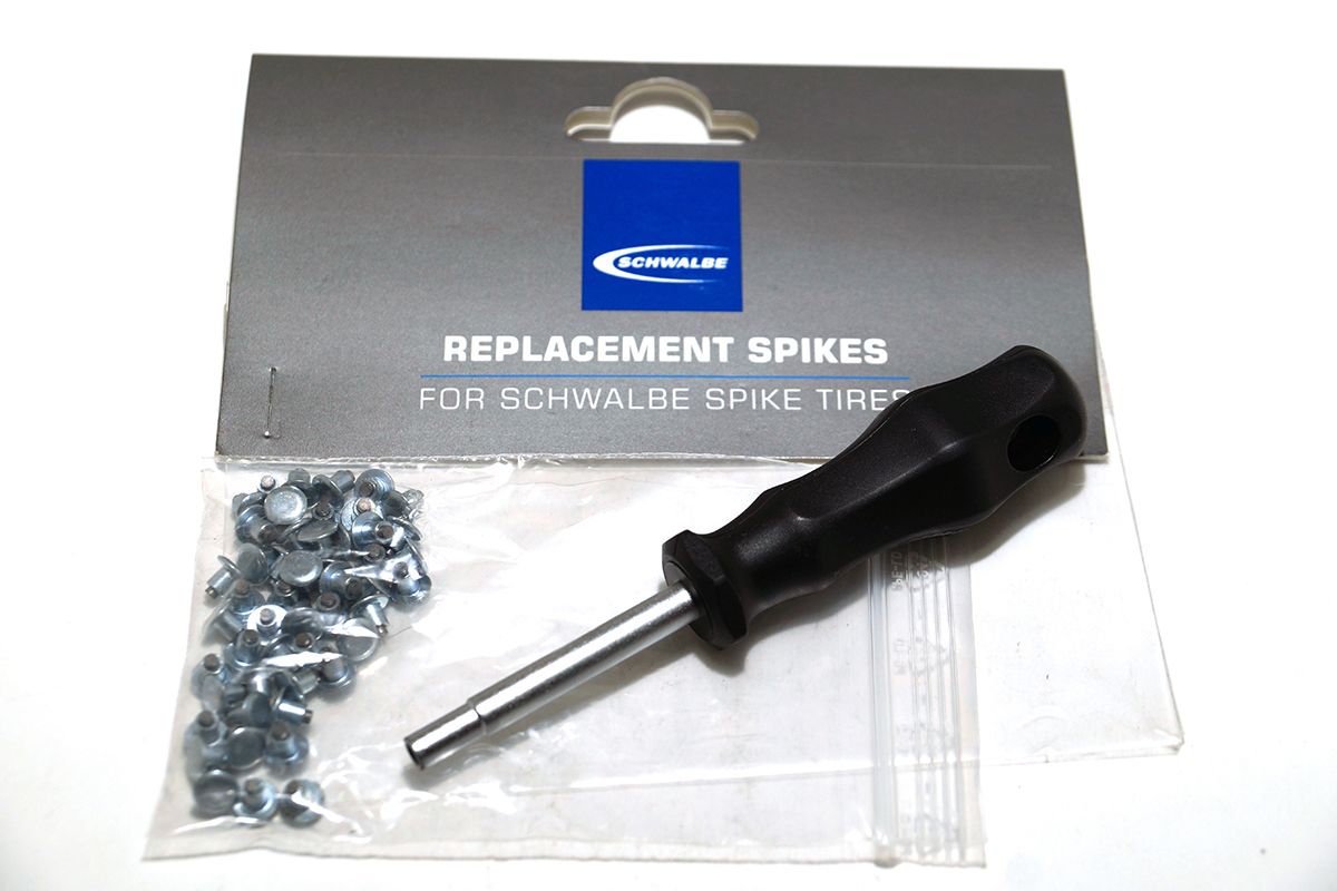 Набор шипов Schwalbe SET Studs+TOOL 50штук Набор шипов Schwalbe SET Studs+TOOL 50штук